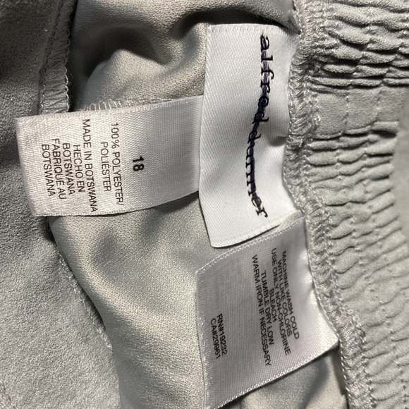 Never worn! Alfred Dunner plus size 18 sateen straight leg pants gray - Picture 3 of 8